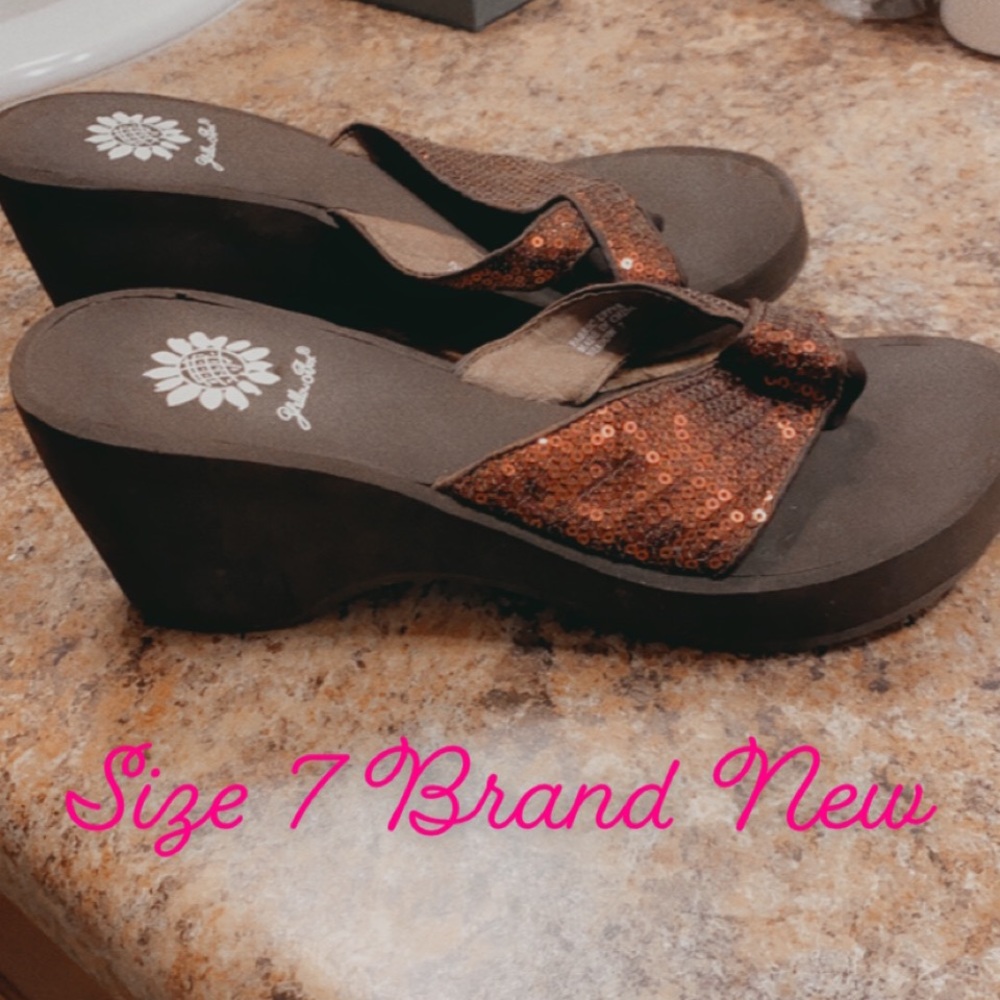 Woman’s Sandals